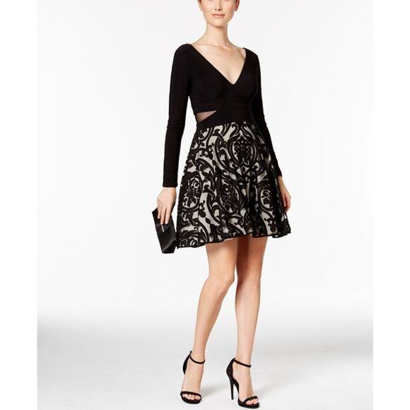 XSCAPE Blue Lurex V-Neck Fit and Flare Mesh Inset Dress Size 6 - Picture 7 of 8